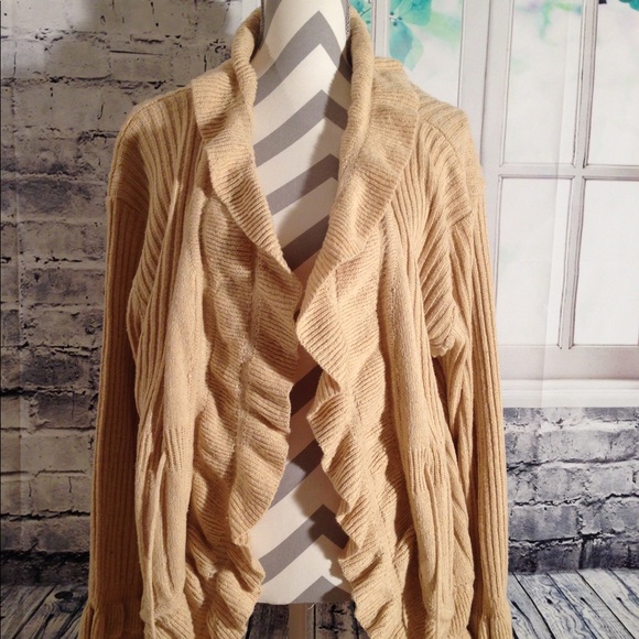 Sweaters - Cute Open Light Brown Shrug